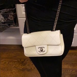 Small caviar leather bag.